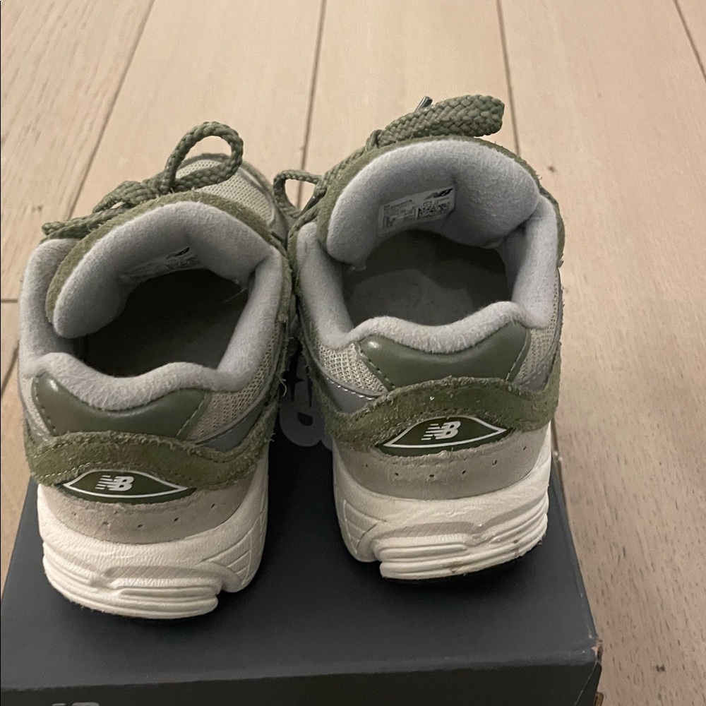 New Balance Kids Sneakers - Olive and Gray - Picture 4 of 5